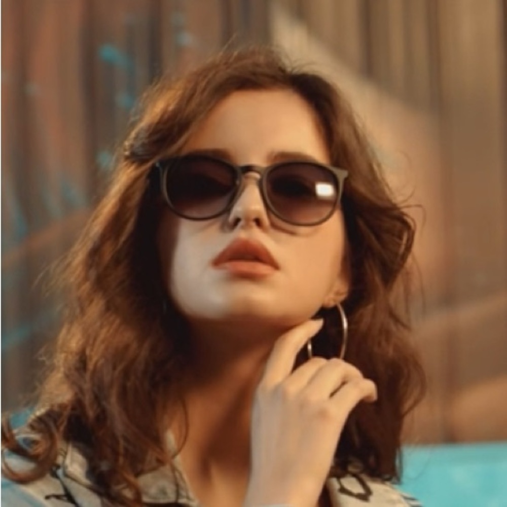 NEW SUNGAIT Vintage Round Sunglasses For Men/Women Matte Black/Gray Lens